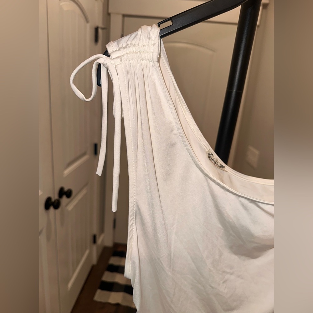 Free People Size Large Elegant White One-Shoulder Top - Picture 3 of 11